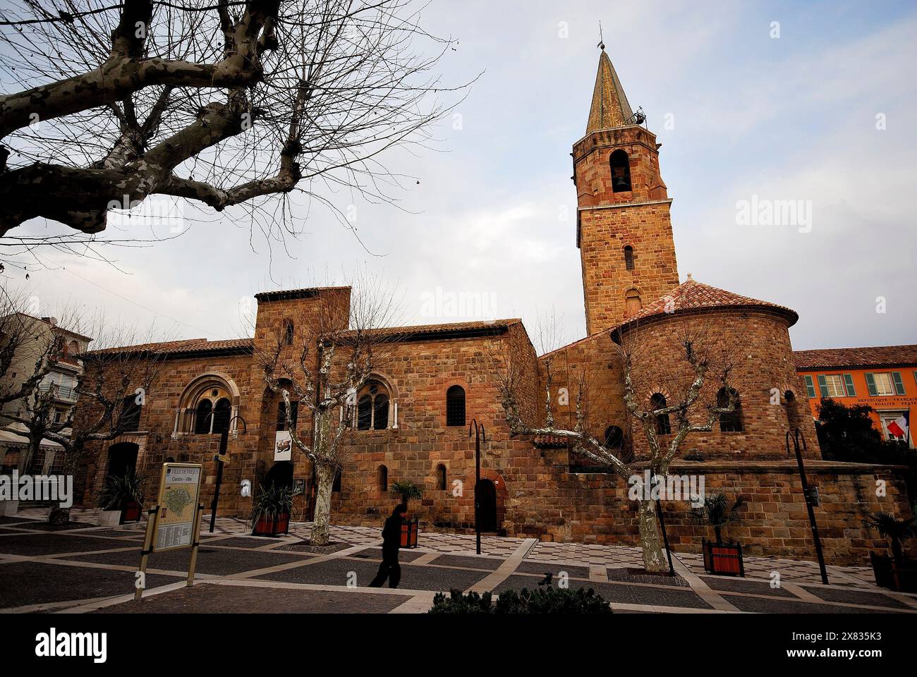 Chapel of Saint-François de Paule in Frejus, Maritime alps, Provence ...