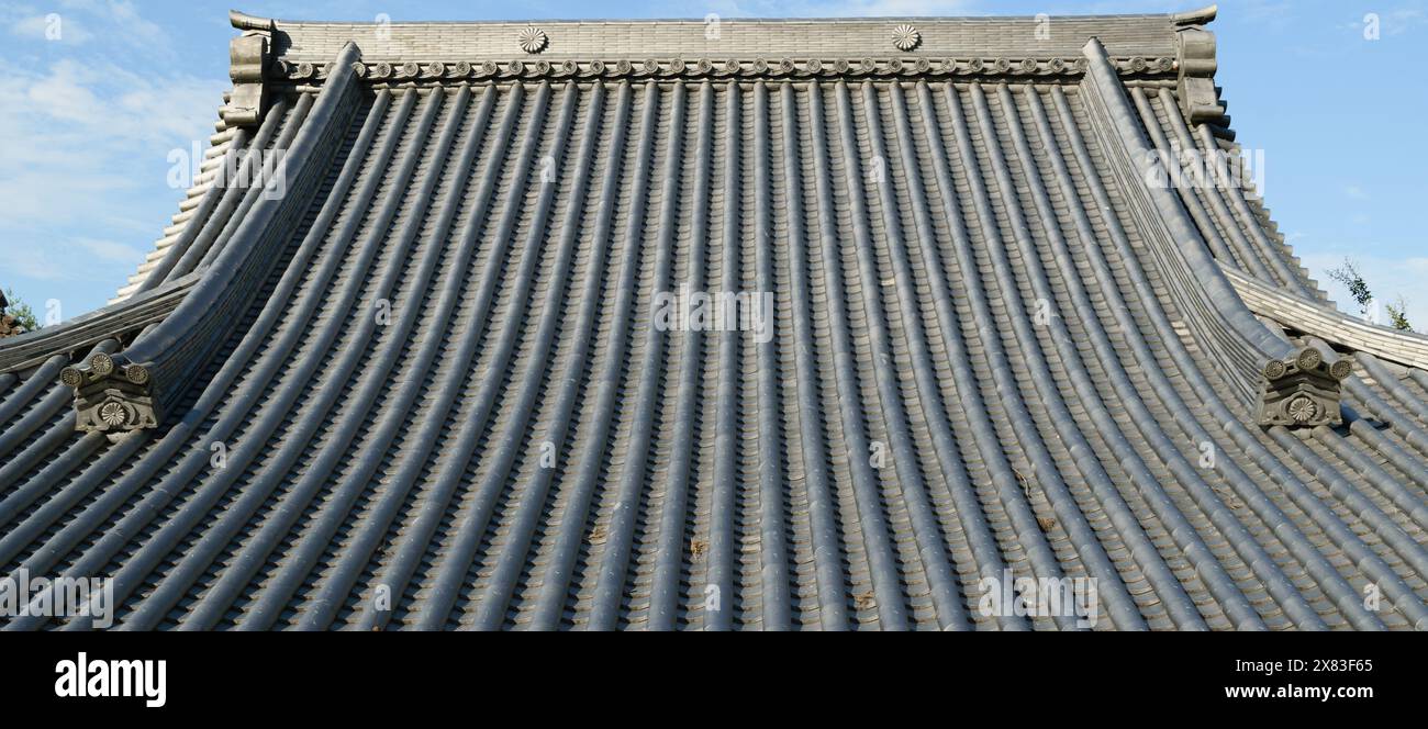 Mokoshi Japanese temple roof hi-res stock photography and images - Alamy
