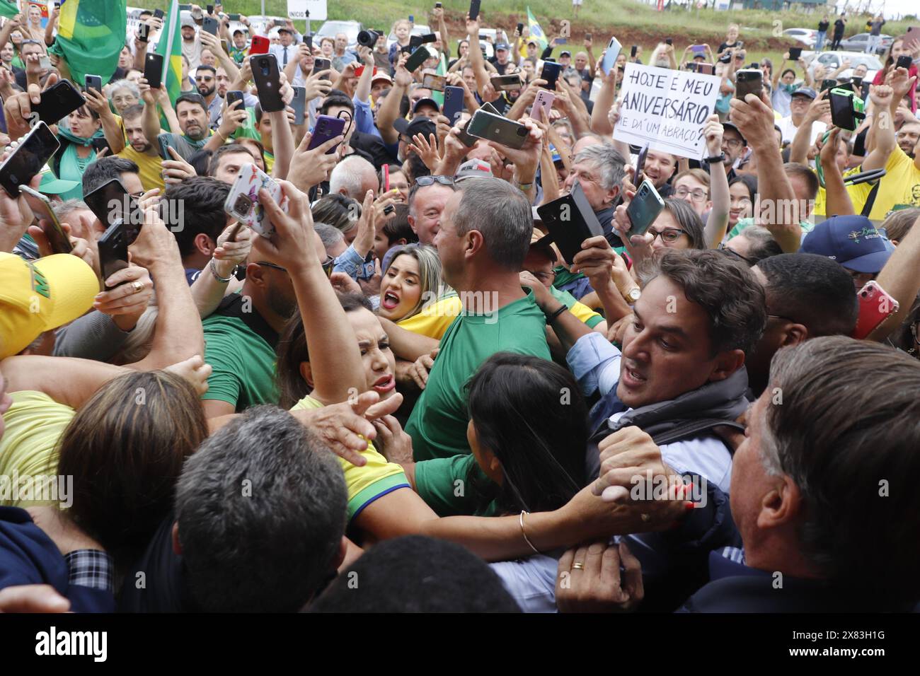 May 22, 2024, Passo Fundo, Rio Grande Do Sul, Brasil: PASSO FUNDO (RS), 03/05/2024 - POLITICA/BOLSONARO/EXPODIRETO - Former president Jair Bolsonaro arrives in the city and is received by supporters this Tuesday (05). Then, Bolsonaro headed to Nao-me-Toque/RS to visit Expodireto, the largest agribusiness fair in Rio Grande do Sul. (Foto: Rafael Dalbosco/Thenews2/Zumapress) (Credit Image: © Rafael Dalbosco/TheNEWS2 via ZUMA Press Wire) EDITORIAL USAGE ONLY! Not for Commercial USAGE! Stock Photo