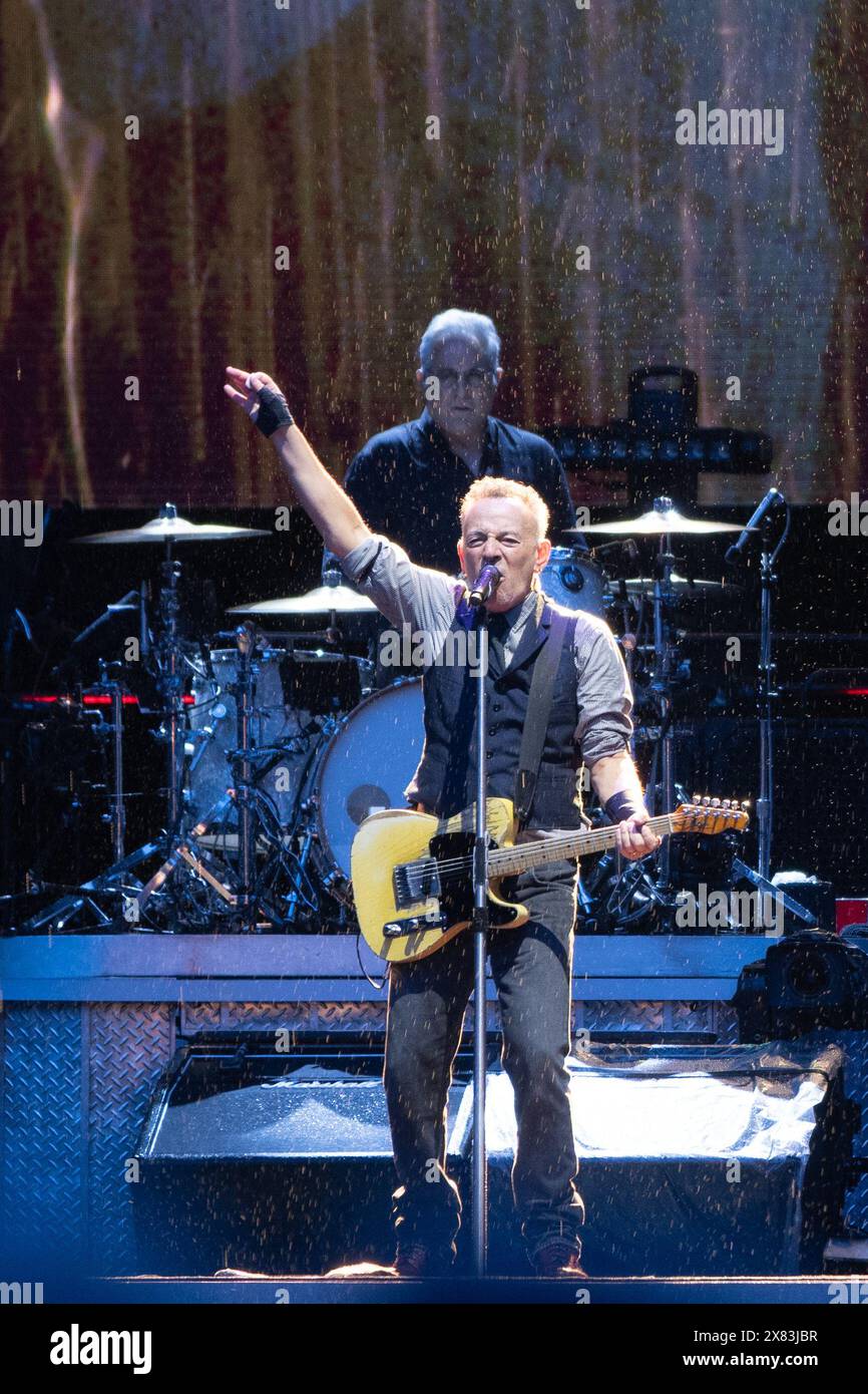 Sunderland, UK - Bruce Springsteen performs in the rain at the Stadium of Light, Sunderland on 22nd May 2024. Photo credit : Jill O'Donnell/Alamy Live News Stock Photo