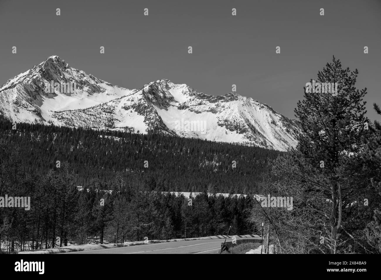 Winter In The Sawtooths Stock Photo Alamy winter-in-the-sawtooths-stock-photo-alamy