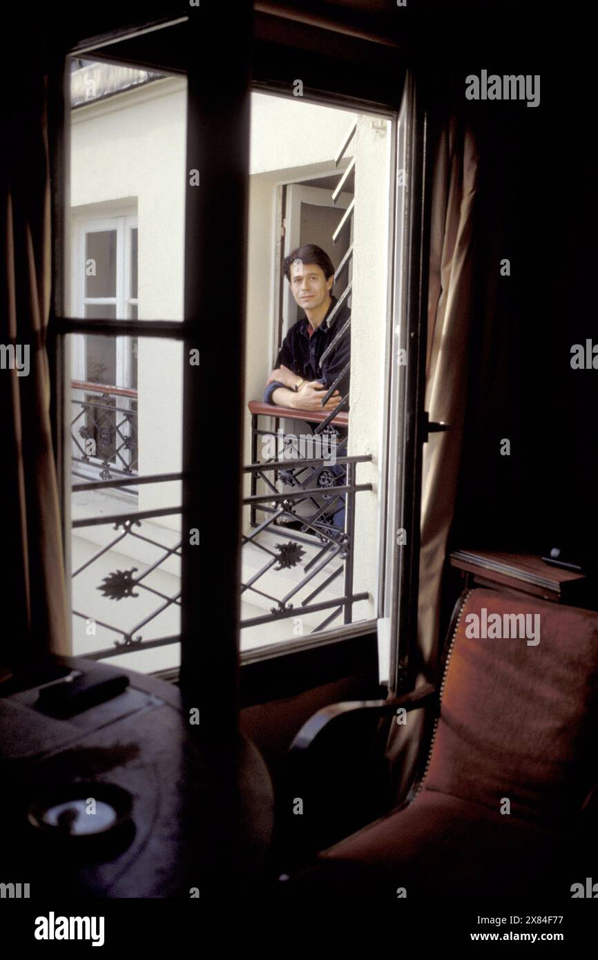 Emmanuel CARRERE - Date : 19991201 ©John Foley/Opale.photo Stock Photo