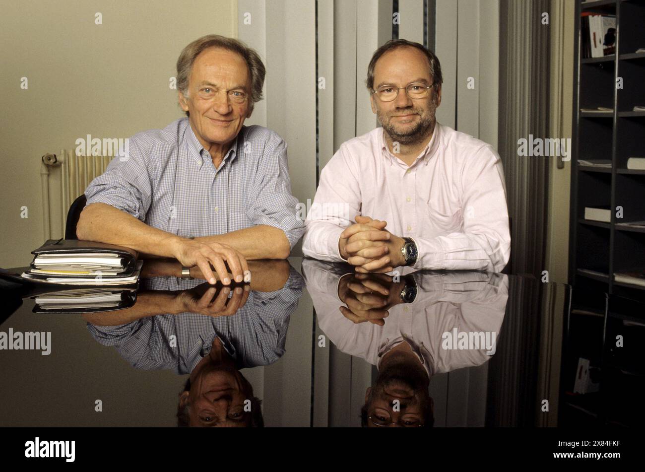 Laurent JOFFRIN et Philippe TESSON - Date : 19991101 ©John Foley/Opale.photo Stock Photo