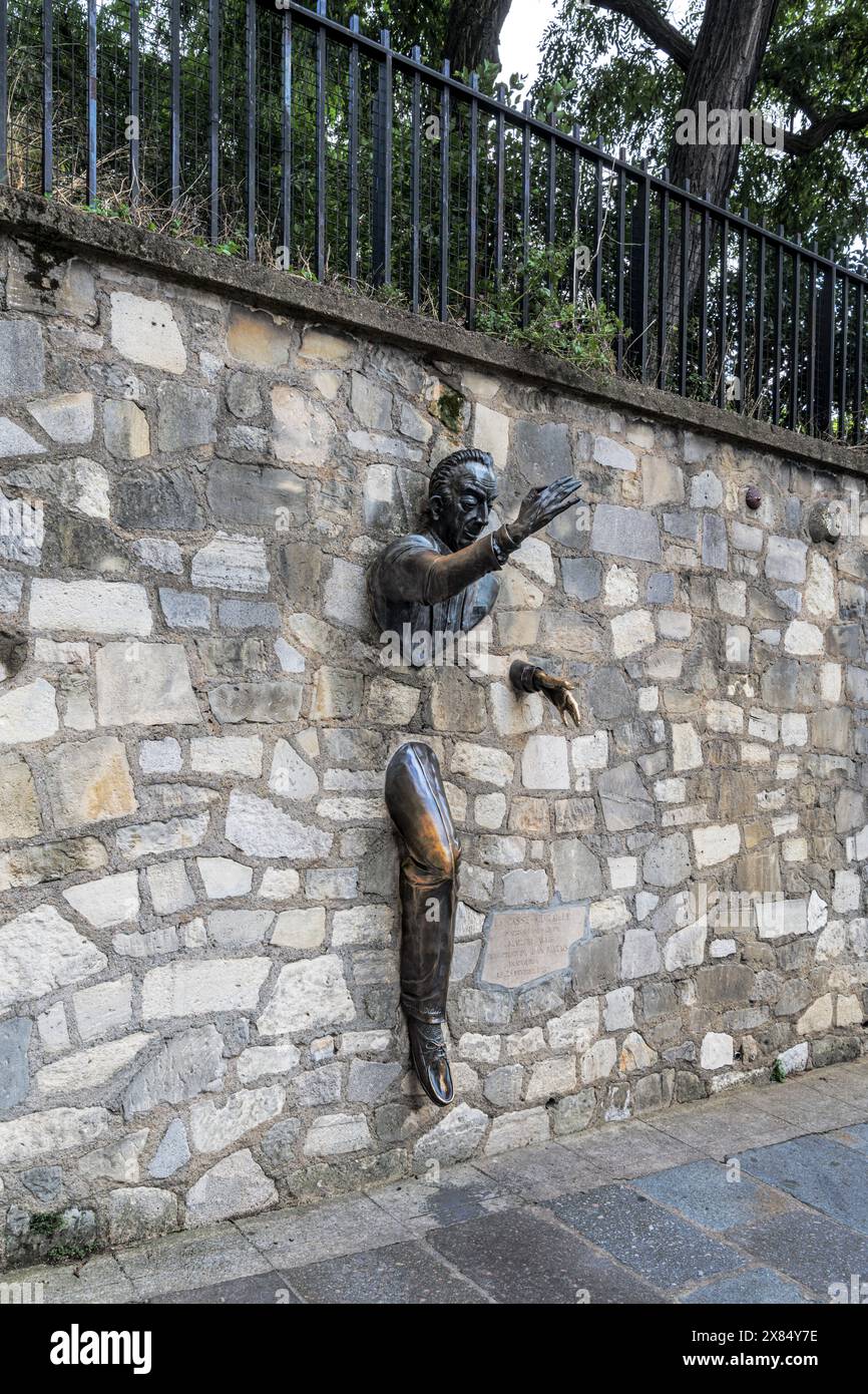 The man who passes through walls, Montmartre, Paris Stock Photo