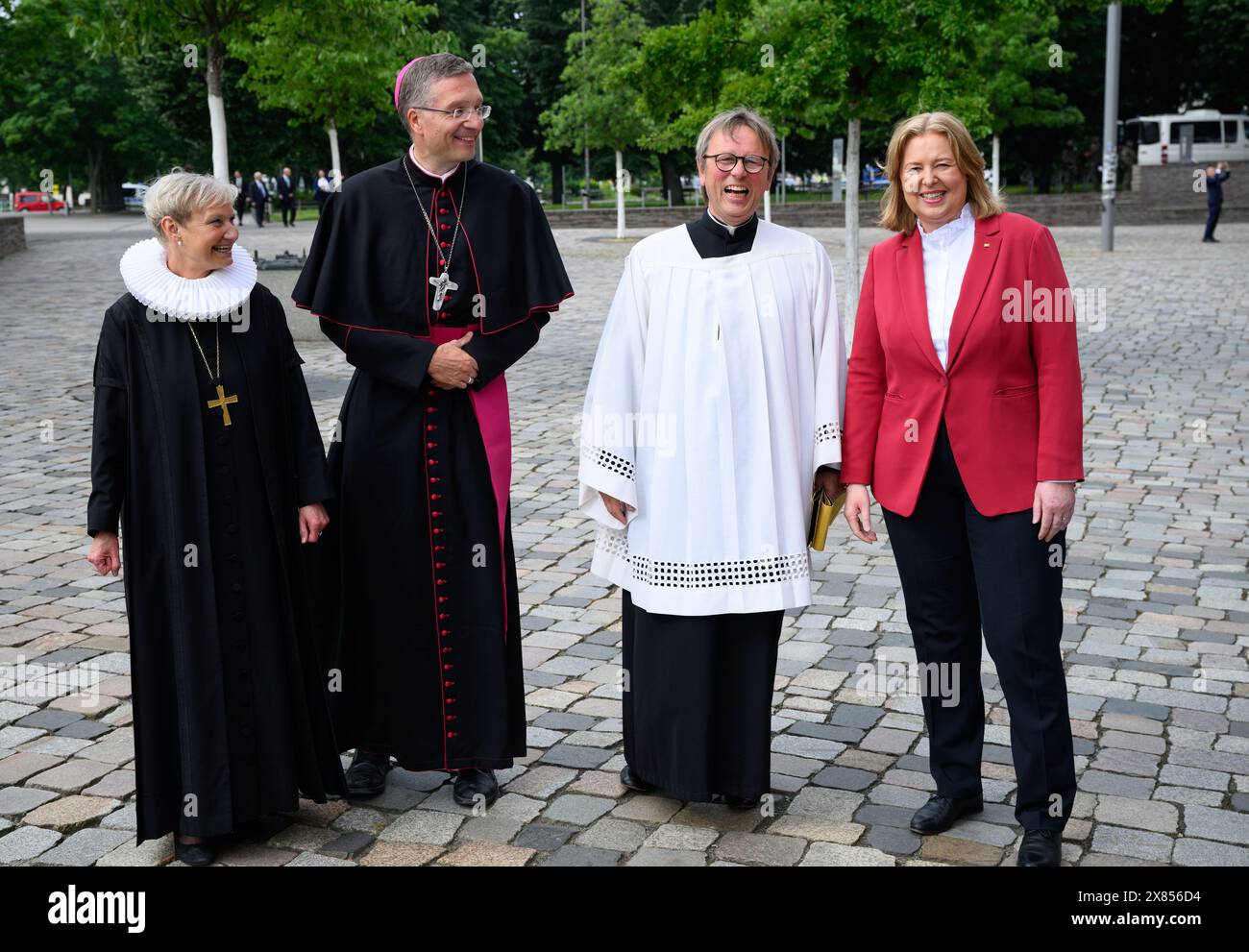23 May 2024 Berlin Bundestag President B rbel Bas r SPD Is Greeted 23 may 2024 berlin bundestag president b rbel bas r spd is greeted