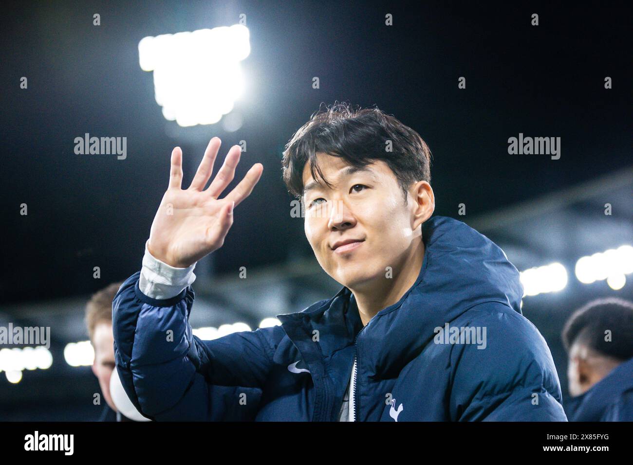 Melbourne, Victoria, Australia. 22nd May, 2024. MELBOURNE, AUSTRALIA - MAY 22: Heung Min Son of Tottenham Hotspur thanks fans after Newcastle United beat Tottenham Hotspur on penalties during the Global Football Week at The Melbourne Cricket Ground on May 22, 2024 in Melbourne, Australia (Credit Image: © Chris Putnam/ZUMA Press Wire) EDITORIAL USAGE ONLY! Not for Commercial USAGE! Stock Photo