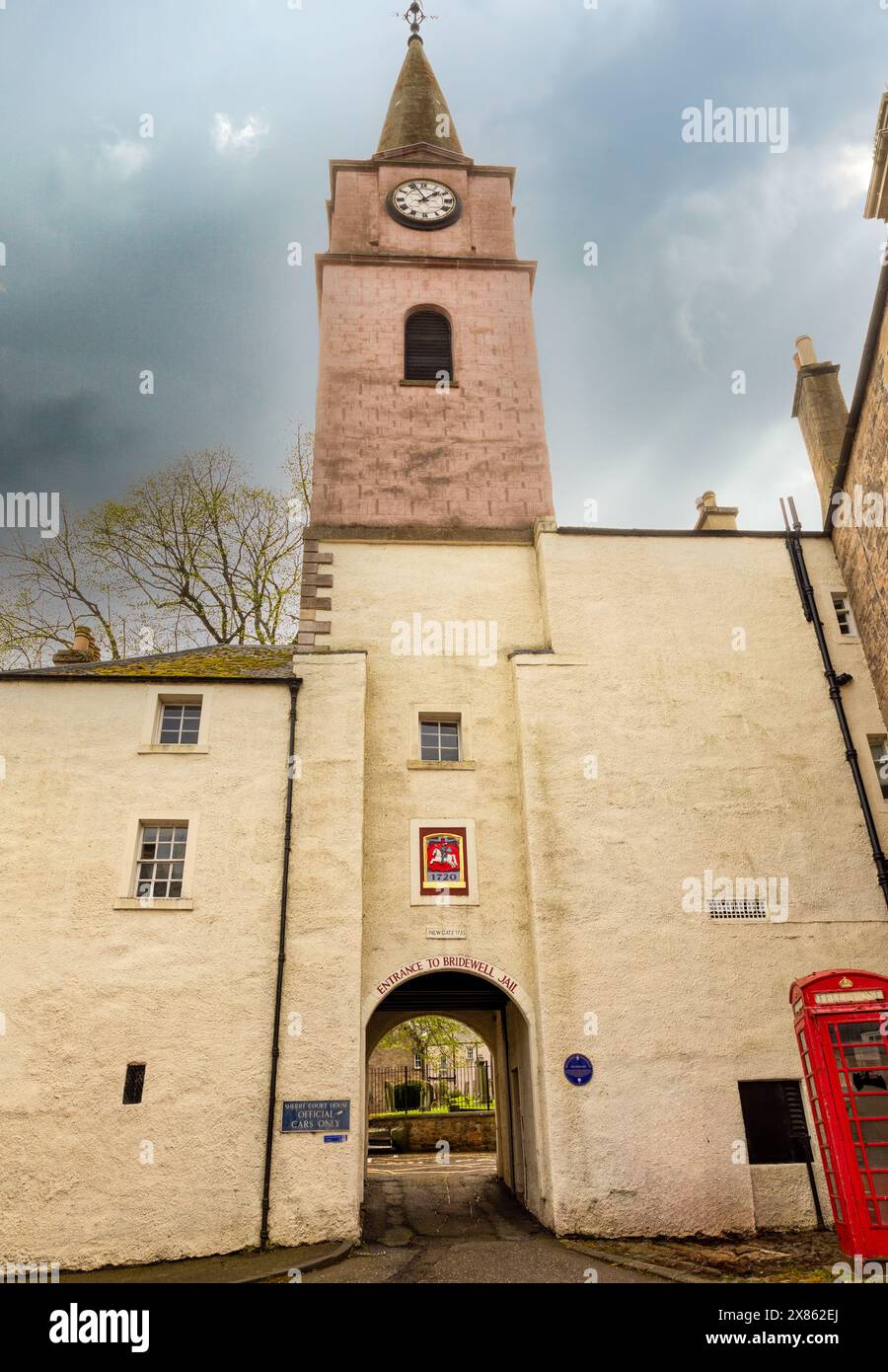 The entrance to Bridewell jail of 1720. The arch is next to sheriff court in Jedburgh in the Scottish Borders. Stock Photo