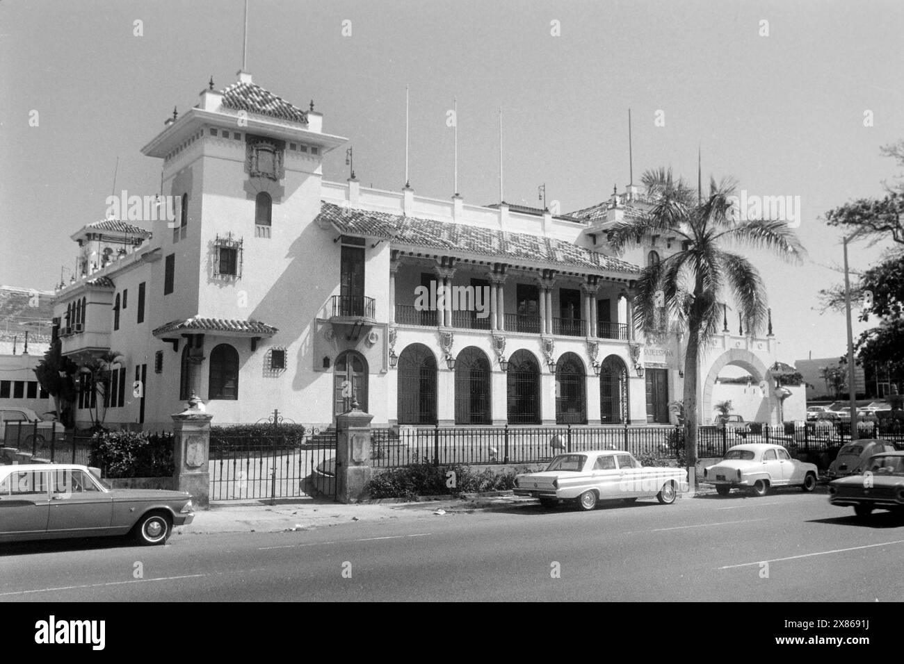 Avenida la constitucion Black and White Stock Photos &amp; Images - Alamy