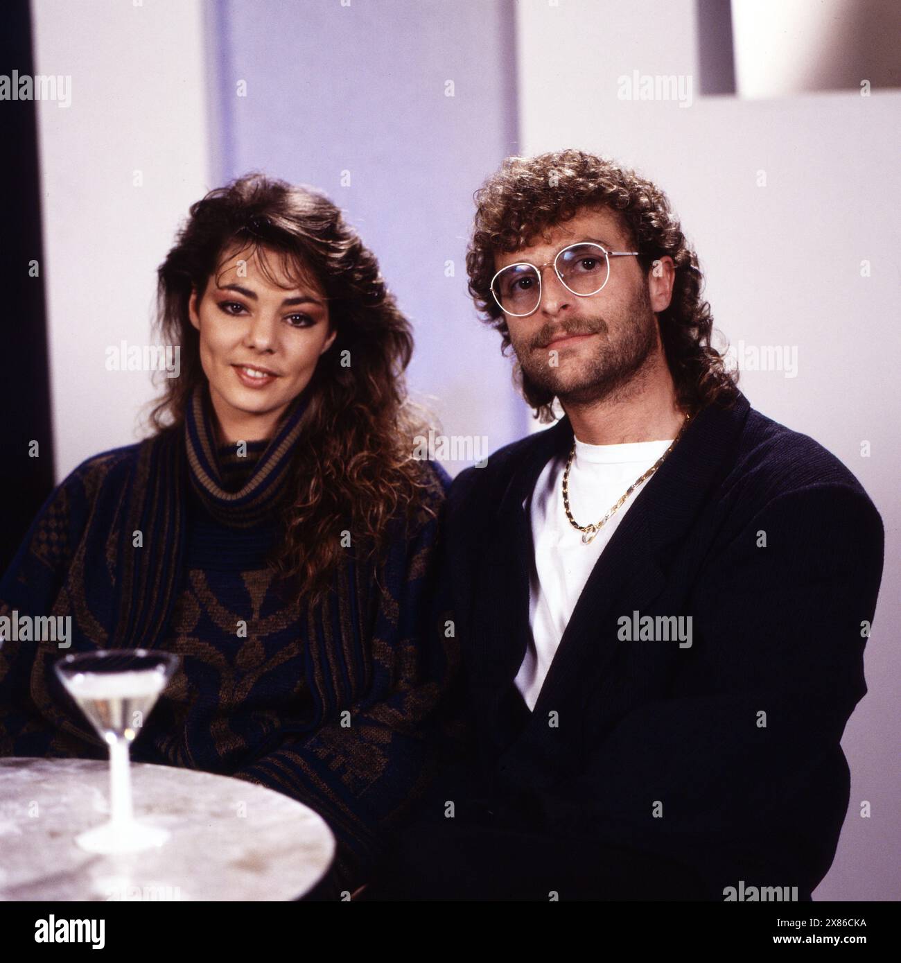 Sängerin Sandra mit Ehemann, Komponist und Produzent Michael Cretu, Deutschland 1988. Stock Photo