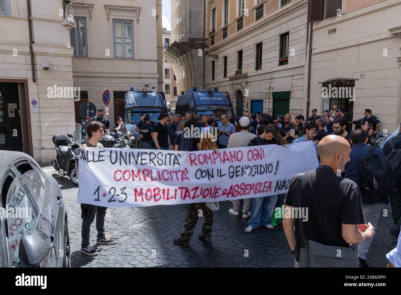 Roma, Rm, Italy. 23rd May, 2024. A group of university students from Naples display a banner near the Senate Palace in Rome (Credit Image: © Matteo Nardone/Pacific Press via ZUMA Press Wire) EDITORIAL USAGE ONLY! Not for Commercial USAGE! Stock Photo