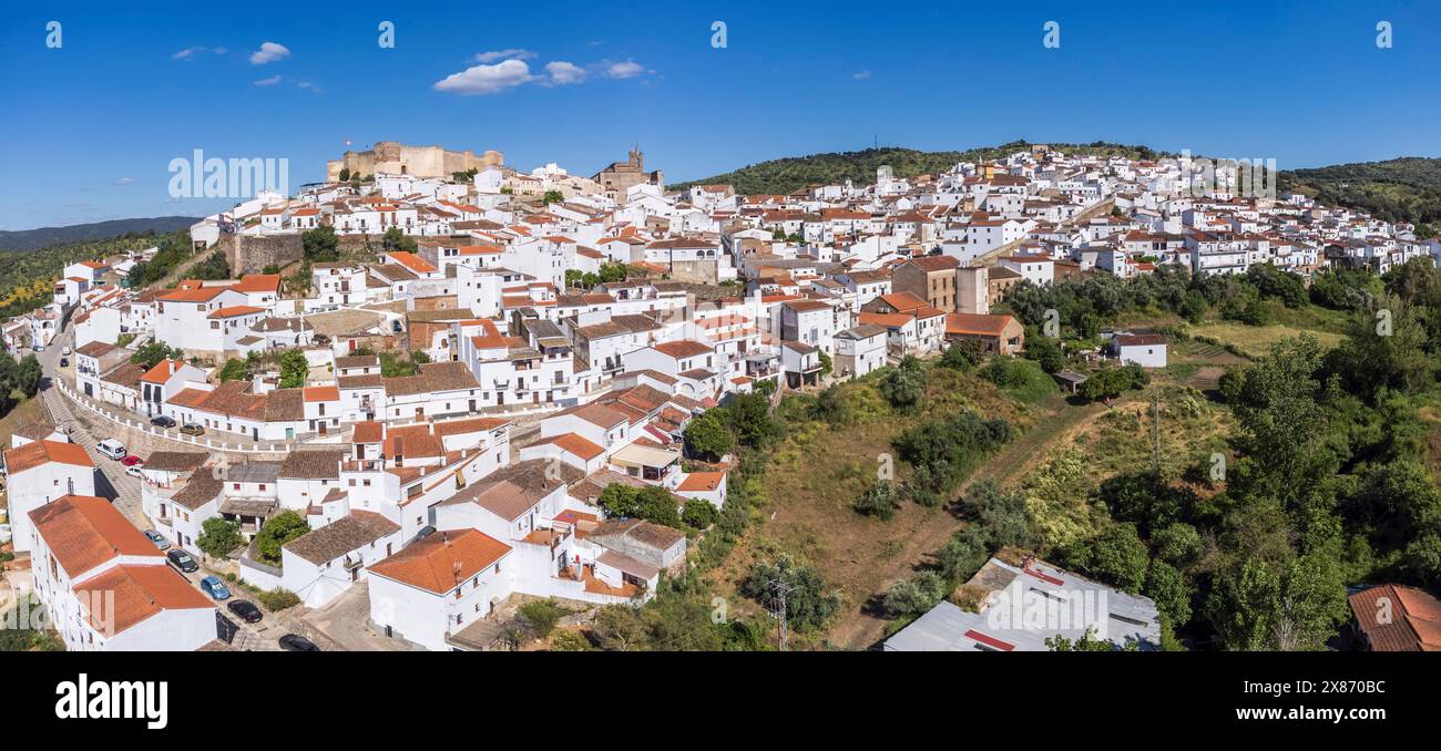 Aroche town, Sierra Morena, Sierra de Aracena and Picos de Aroche natural park, Huelva, Andalusia, Spain Stock Photo