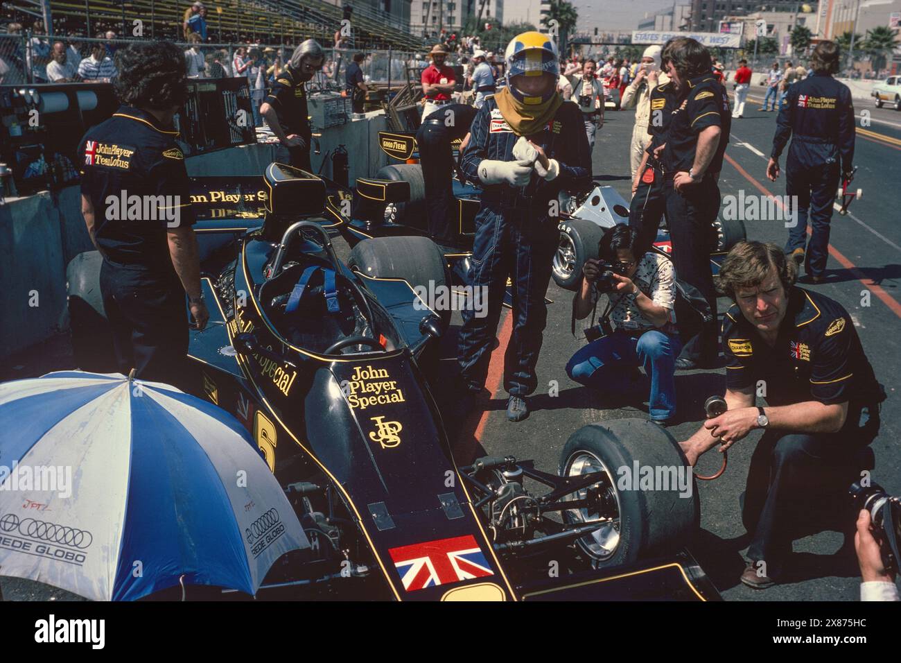 Lotus 77 hi-res stock photography and images - Alamy