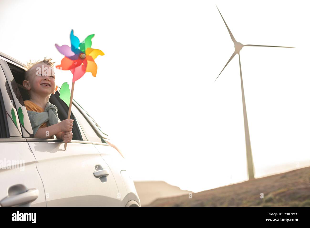 Power window car child hi-res stock photography and images - Alamy