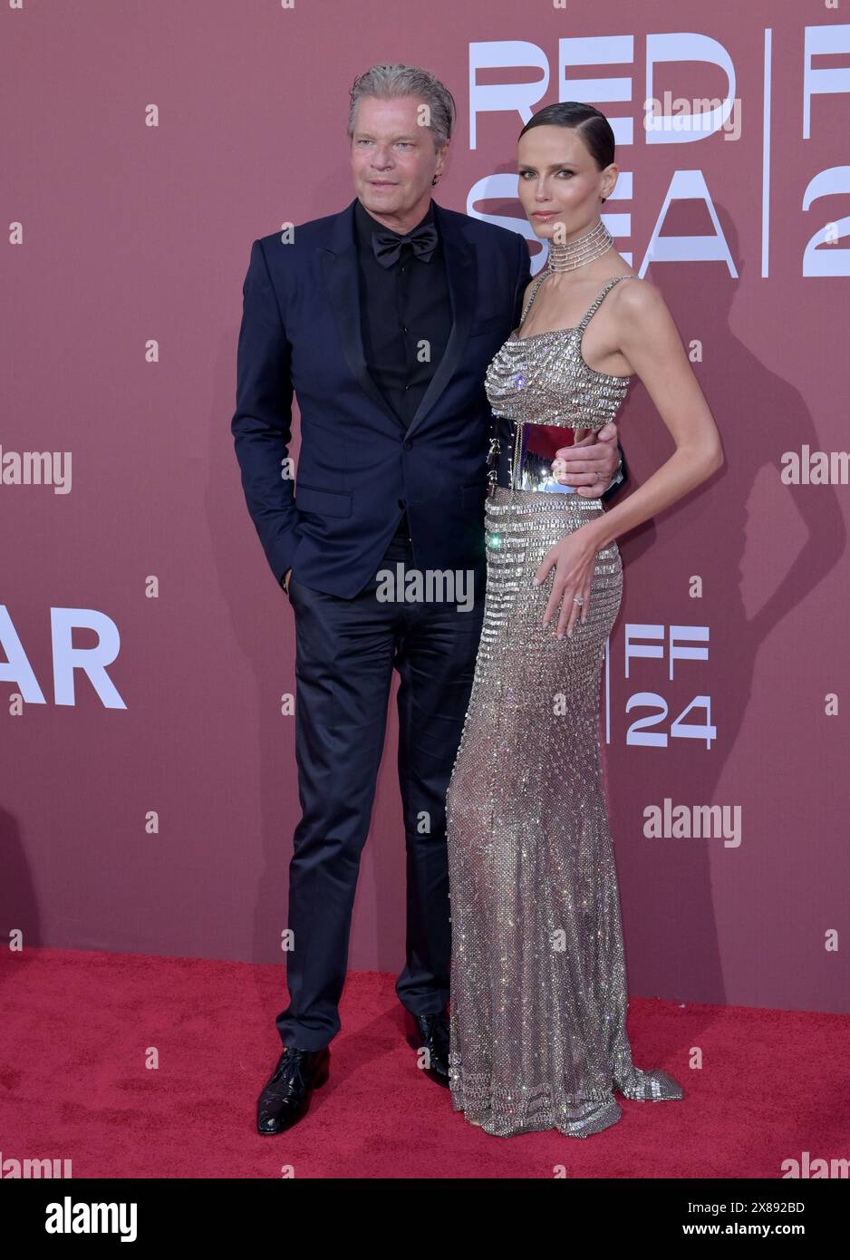 Antibes, France. 23rd May, 2024. ANTIBES, FRANCE. May 23, 2024: Natasha Poly & Peter Bakker at the 30th amfAR Gala Cannes at the Hotel du Cap d'Antibes. Picture Credit: Paul Smith/Alamy Live News Stock Photo