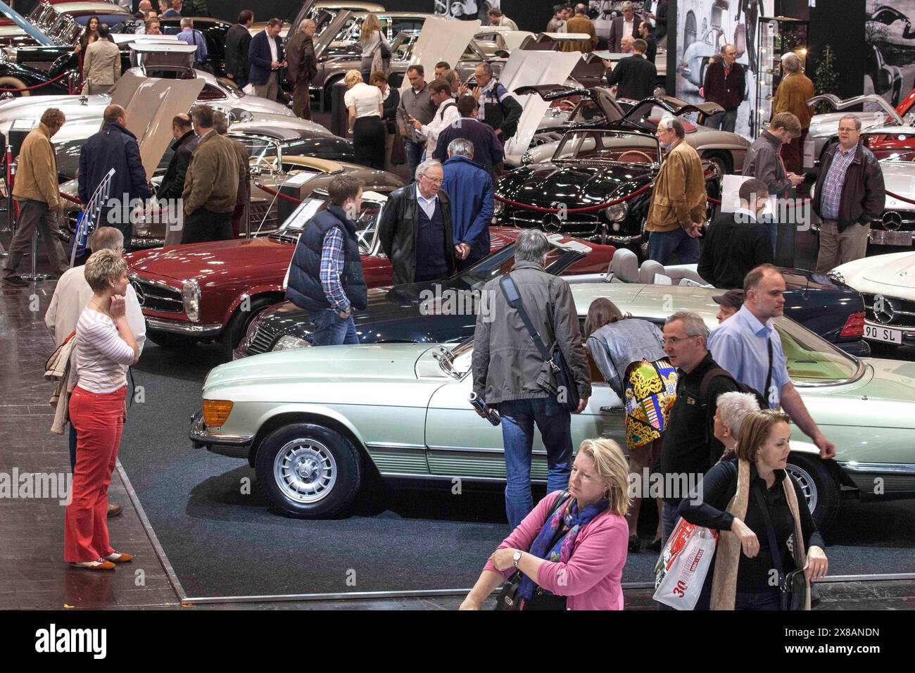 Essen.27.03.14 JE, Visitors at the Techno Classica trade fair for vintage, classic and prestige cars, motorsport, motorbikes, spare parts and restorat Stock Photo