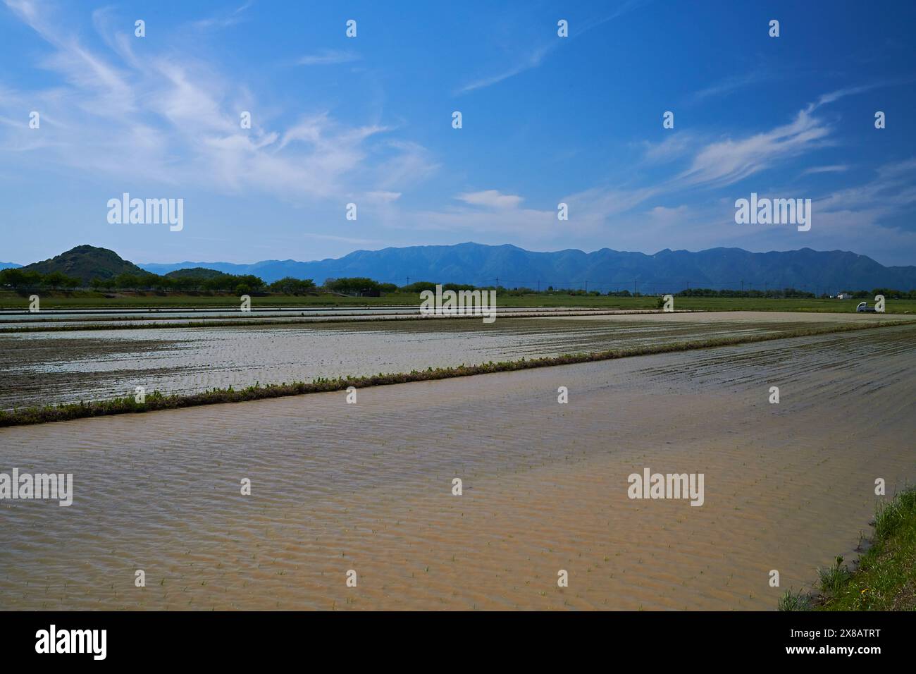 Japanese landscape mountains hi-res stock photography and images