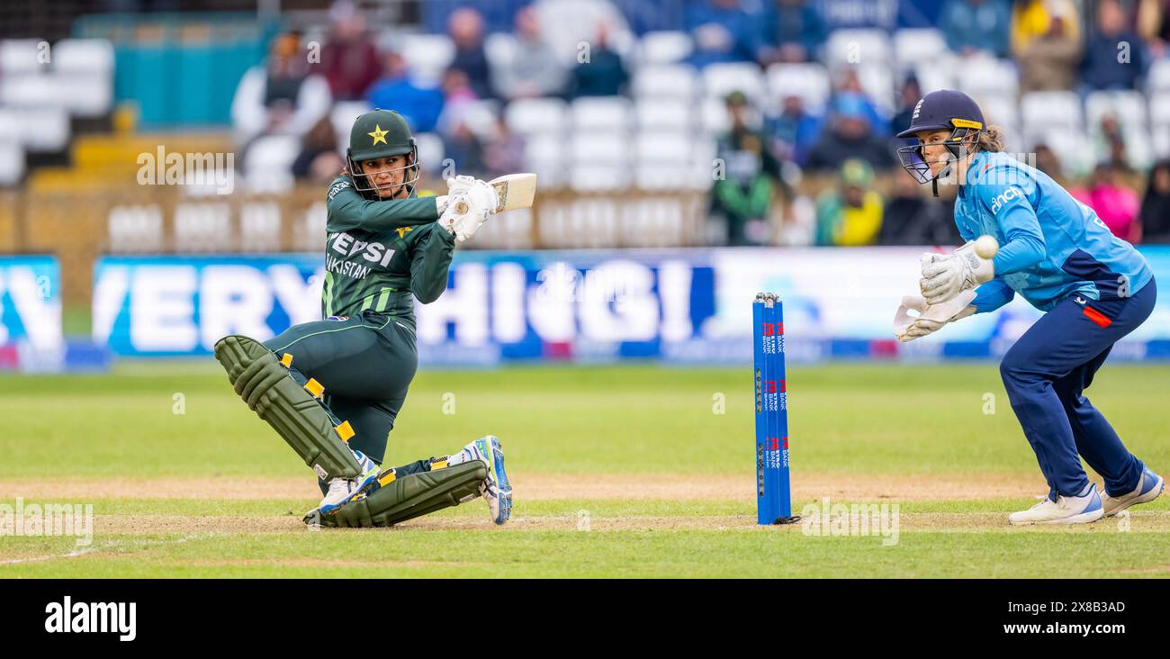 Aliya riaz hi-res stock photography and images - Alamy