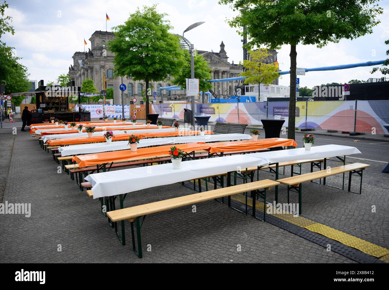 Berlin, Germany. 24th May, 2024. Empty tables stand at the start of the ...