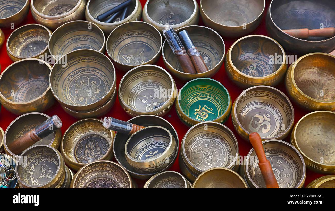 Tibetan Singing Musical Bowls, Kathmandu Durbar Square, Kathmandu