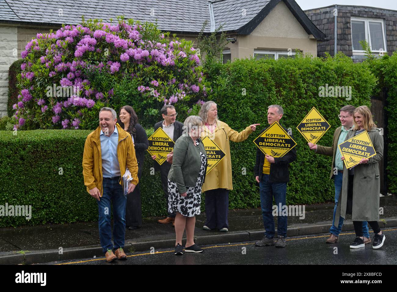 Edinburgh Scotland, UK 24 May 2024. Scottish Liberal Democrat leader Alex Cole-Hamilton MSP and Edinburgh West candidate Christine Jardine join campaigners on the General Election trail to hand out leaflets and pose for photographs. credit sst/alamy live news Stock Photo