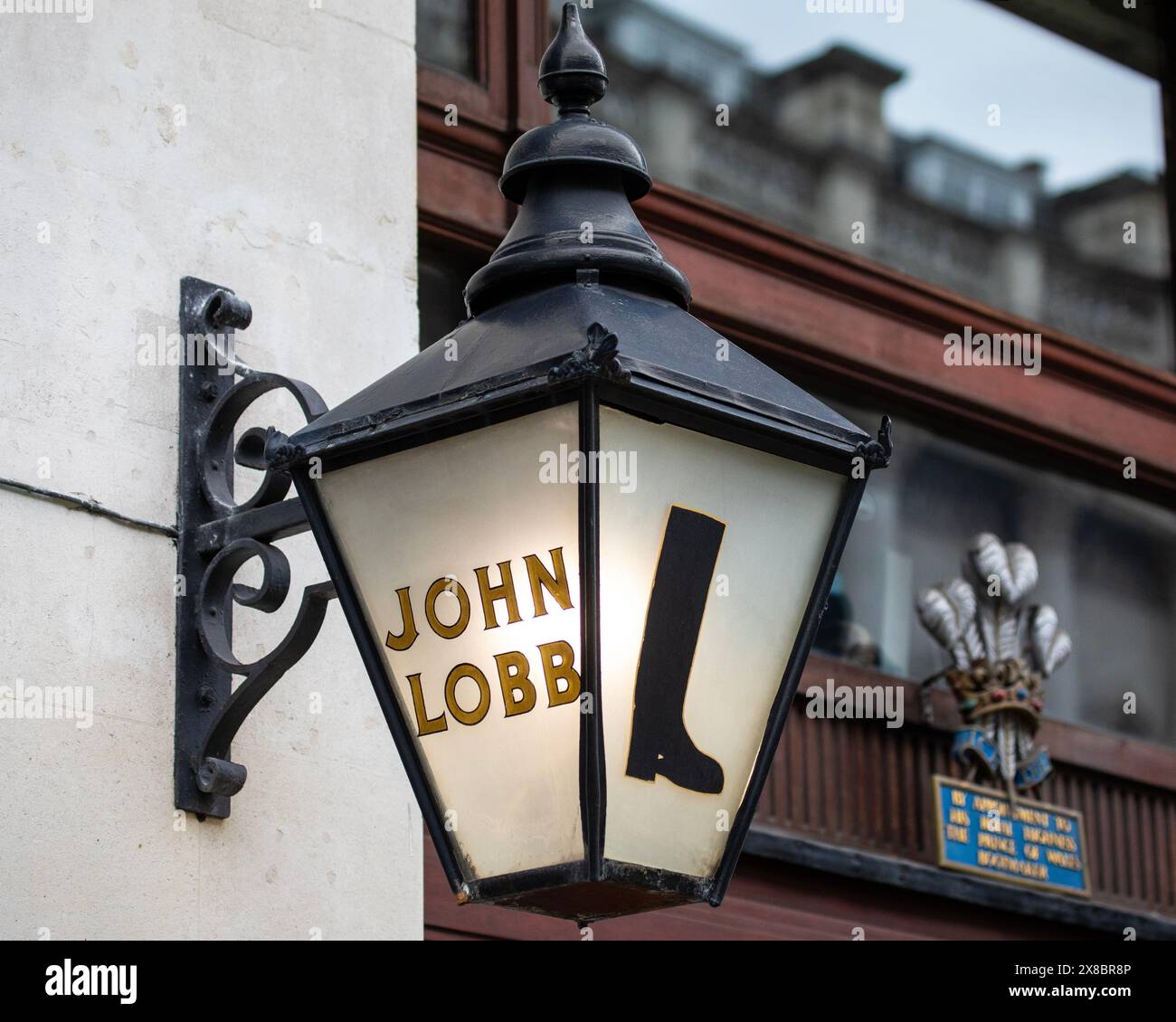 London, UK - March 18th 2024: The vintage lamp sign on the exterior of ...