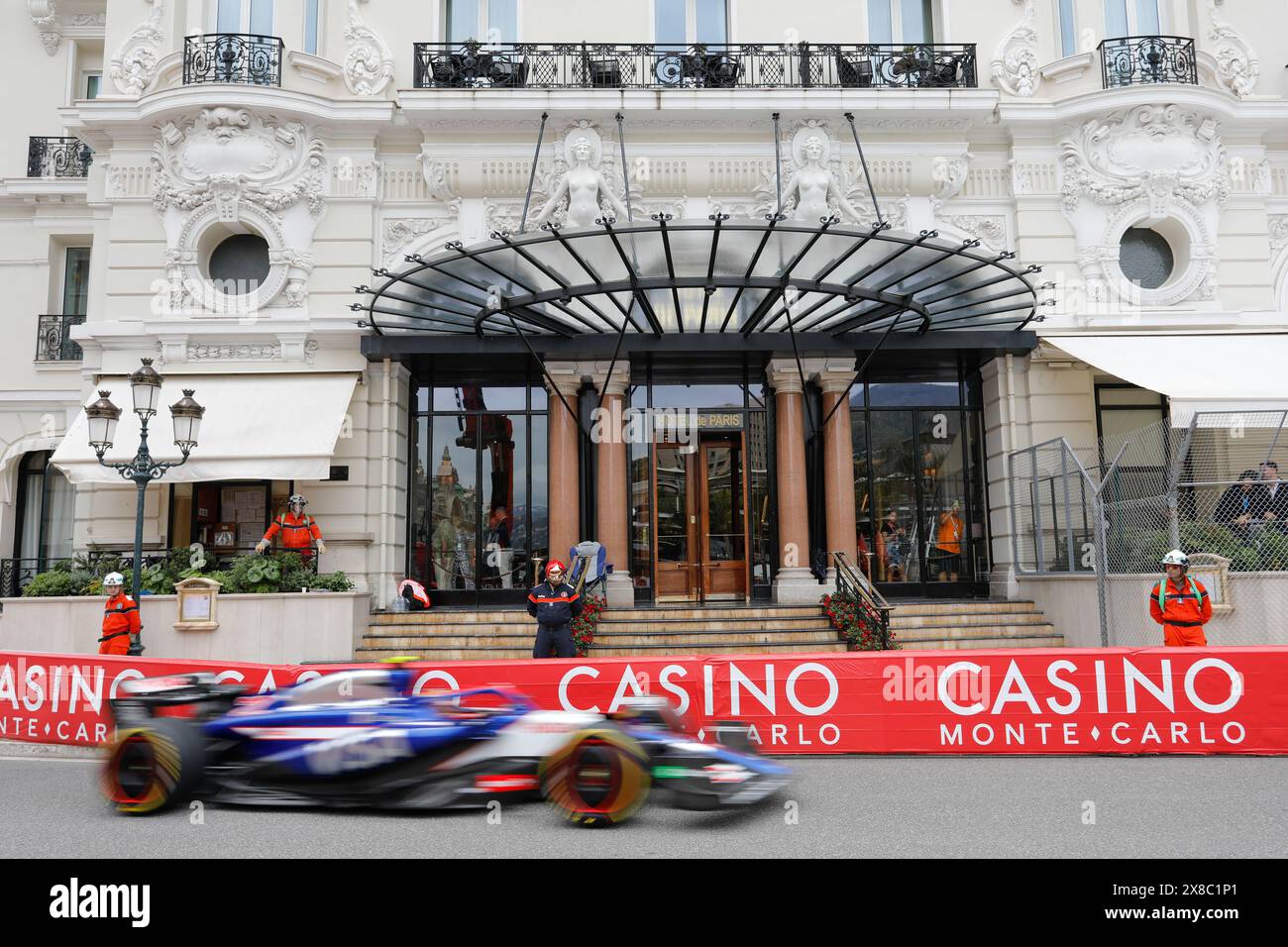 Atmosfera F1 w Monte Carlo, nawiązująca do motywu kasyna