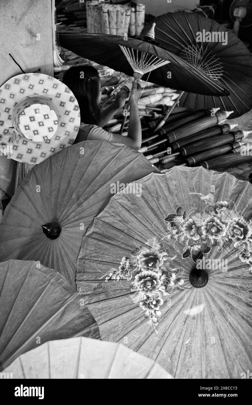 Thailand, Chiang Mai, Thai umbrellas construction in an umbrella factory Stock Photo