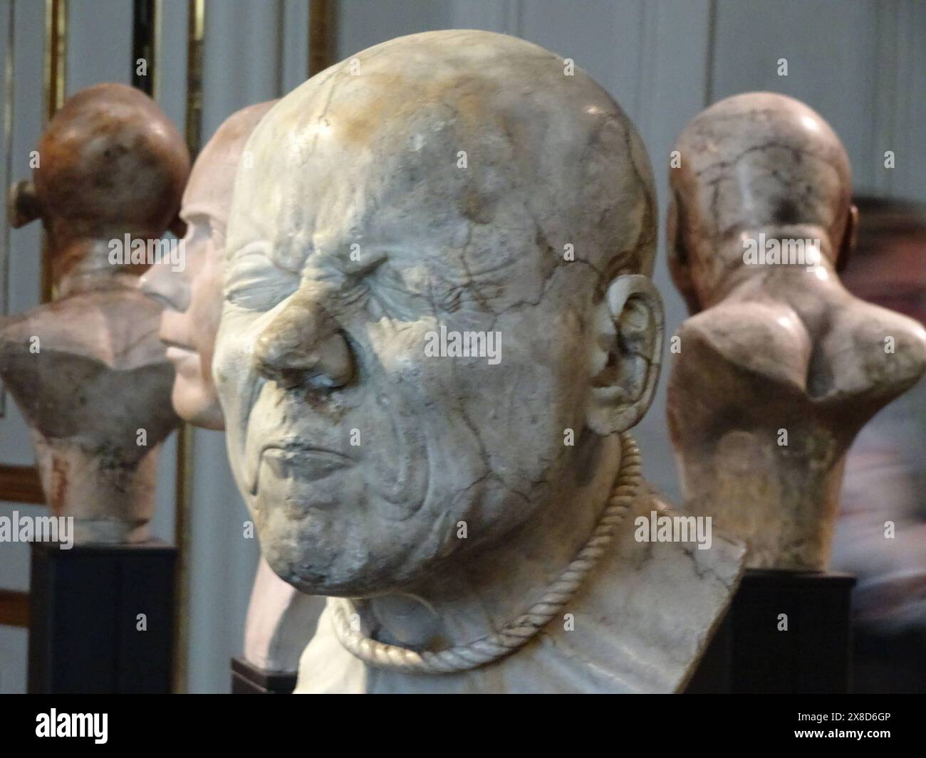 Franz Xaver Messerschmidt, Charakterköpfe, Schloss Belvedere, Ausstellung, Kunstwerke, Bilder, Wien, 2024, Manfred Siebinger *** Franz Xaver Messerschmidt, character heads, Belvedere Palace, exhibition, works of art, paintings, Vienna, 2024, Manfred Siebinger Stock Photo