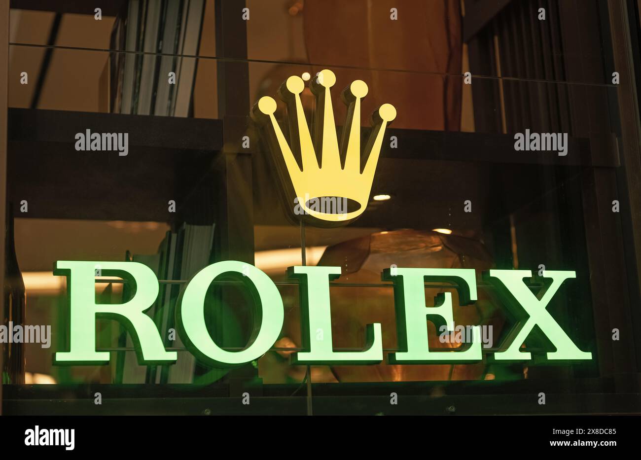 Rolex Hanging Sign ロレックスハンギングサイン看板ディスプレイ Rolex signage hi-res stock photography and images - Alamy