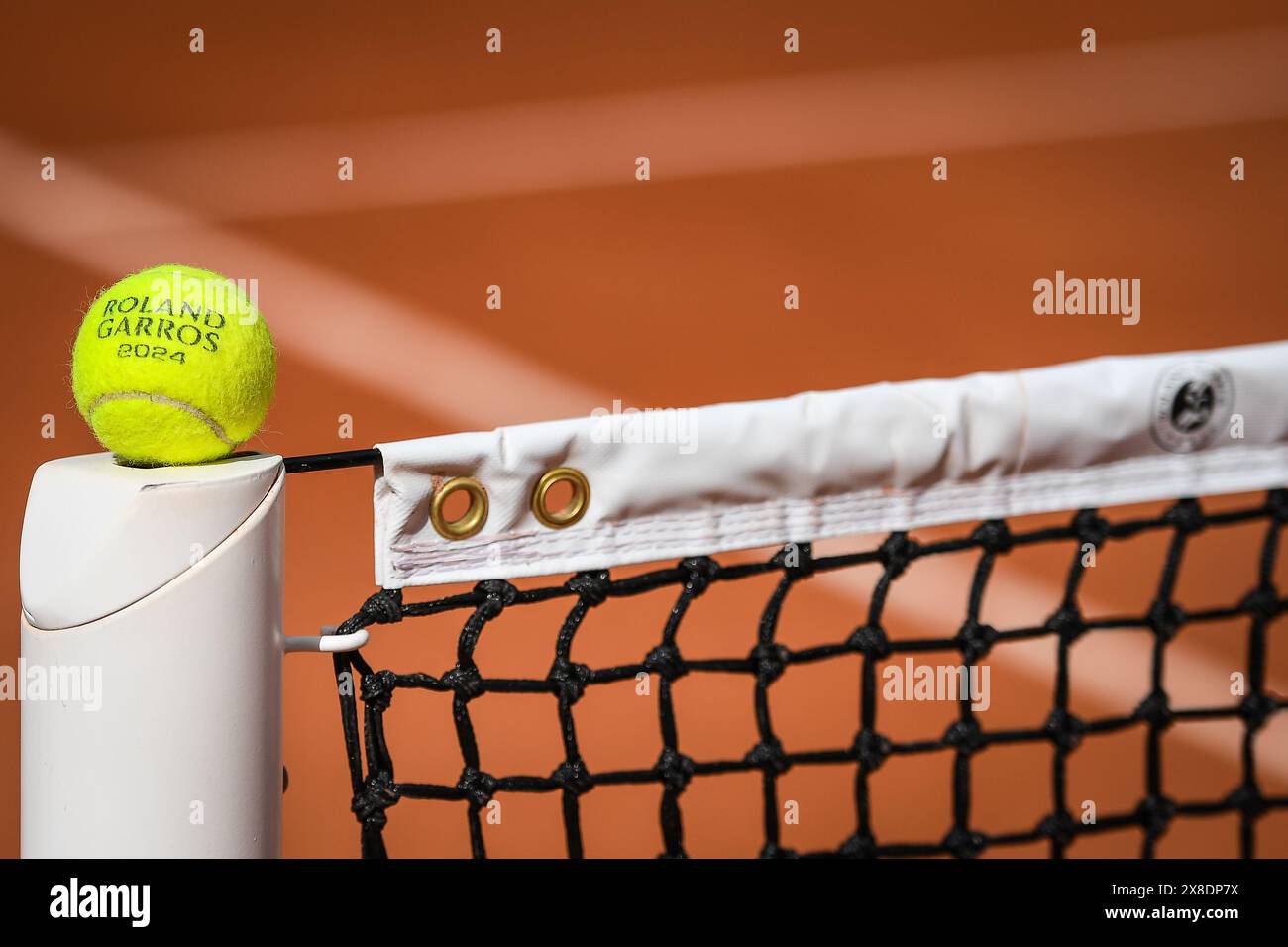 Paris, France. 23rd May, 2024. Illustration of the official ball during fourth qualifying day of Roland-Garros 2024, ATP and WTA Grand Slam tennis tournament on May 23, 2024 at Roland-Garros stadium in Paris, France - Photo Matthieu Mirville/DPPI Credit: DPPI Media/Alamy Live News Stock Photo