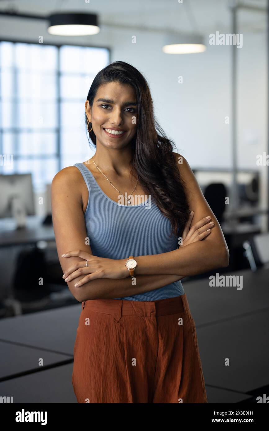 Indian woman wearing tank top hi-res stock photography and images - Alamy