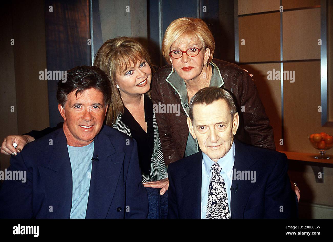 K24908JBU ''THE SALLY JESSY RAPHAEL SHOW'' HER FAVORITE TV SHOWS FINAL TAPING 04/23/02.ALAN THICKE.SALLY STRUTHERS.SALLY JESSY RAPHAEL.TONY RANDALL. JUDIE BURSTEIN/ 2002.**NO TABLOIDS*(Credit Image: © Globe Photos/ZUMA Wire) EDITORIAL USAGE ONLY! Not for Commercial USAGE! Stock Photo