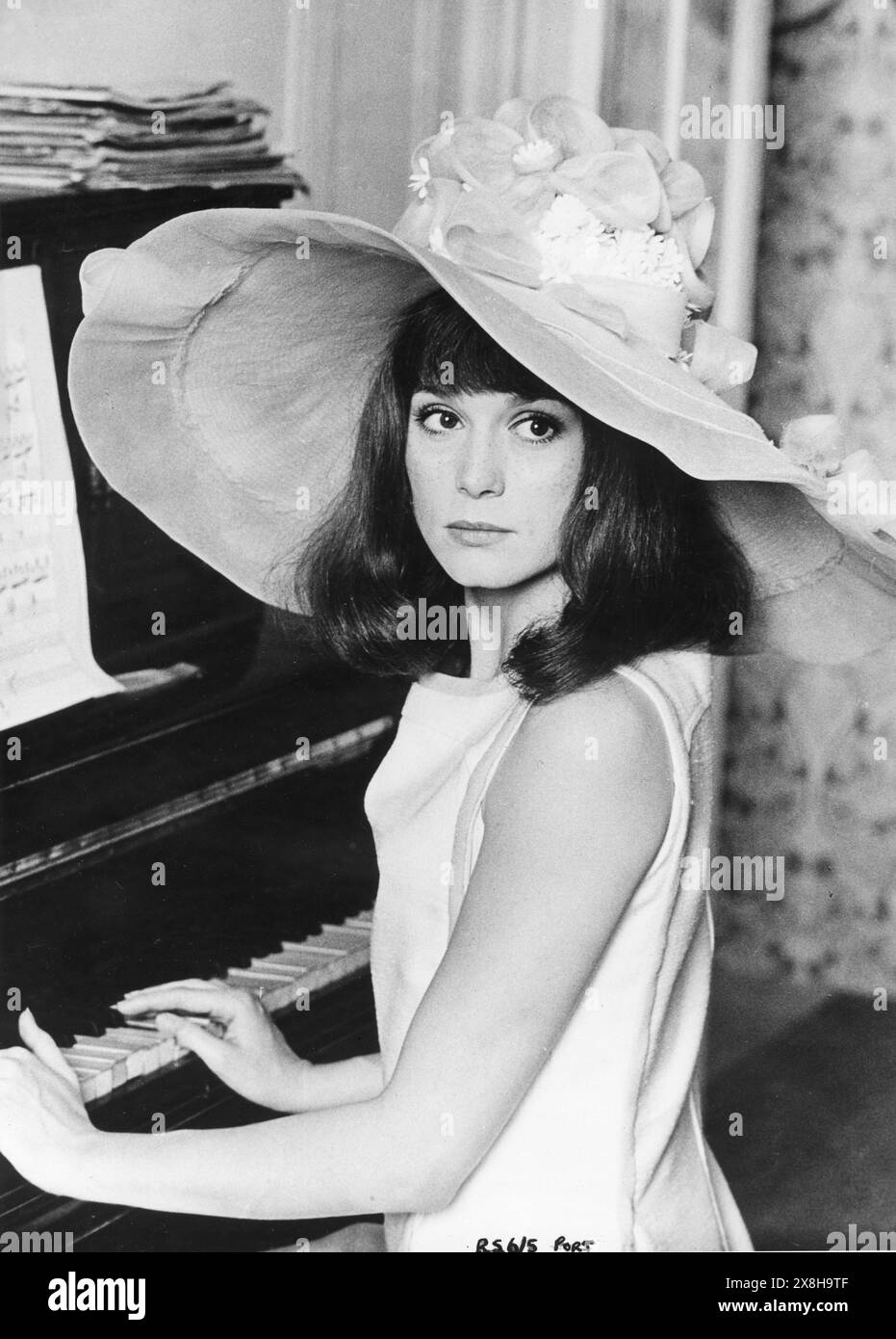 Francoise dorleac hi-res stock photography and images - Alamy