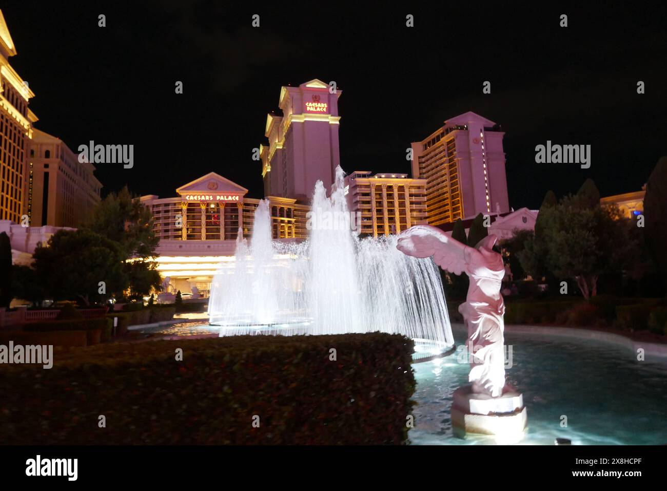 Las Vegas, Nevada, USA 14th May 2024 Waterfountains and Statue at
