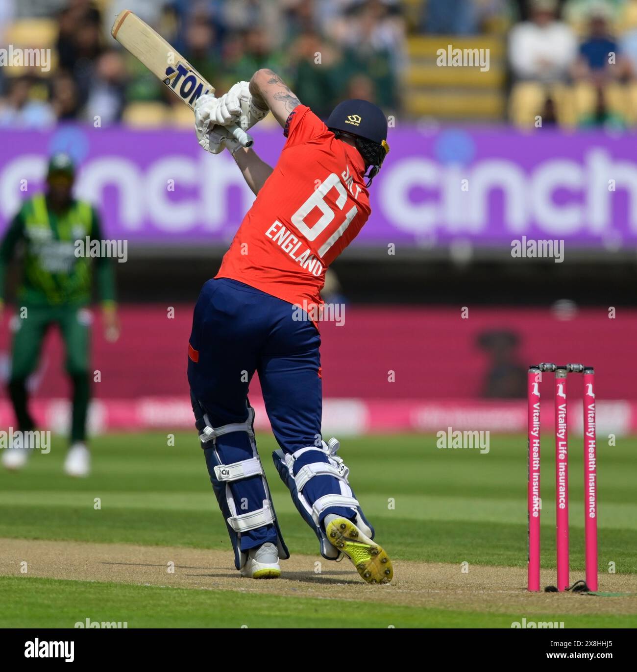 Phil Salt Powers England to 201