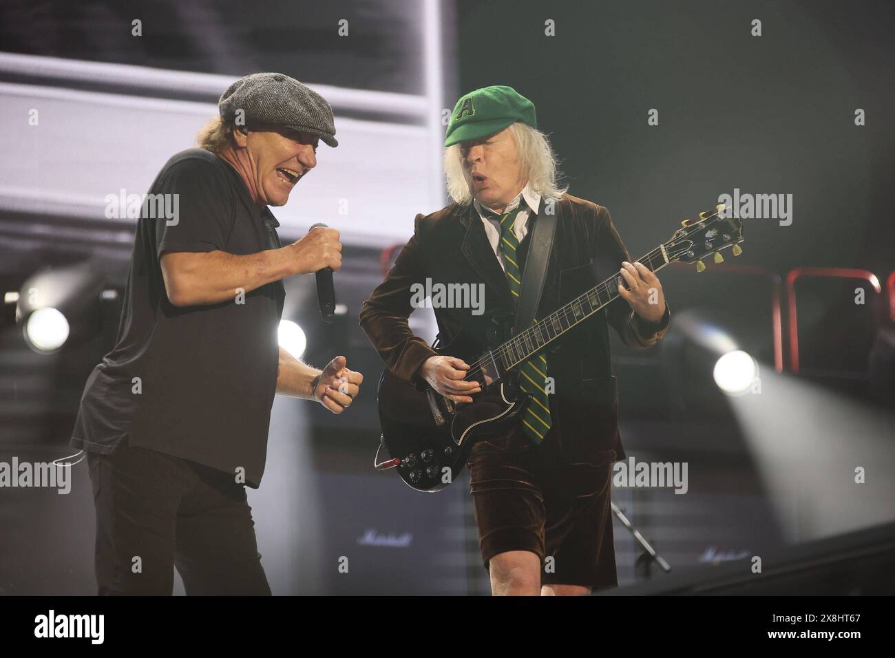 Angus jung hi-res stock photography and images - Alamy