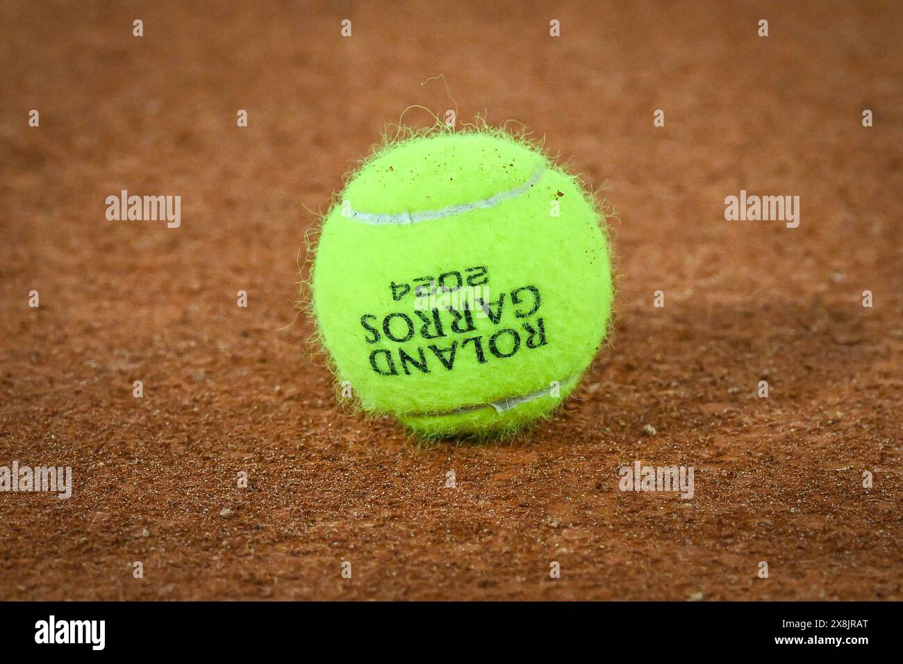 Paris, France. 20th May, 2024. Illustration of the official ball during Roland-Garros 2024, ATP and WTA Grand Slam tennis tournament on May 20, 2024 at Roland-Garros stadium in Paris, France - Photo Matthieu Mirville/DPPI Credit: DPPI Media/Alamy Live News Stock Photo