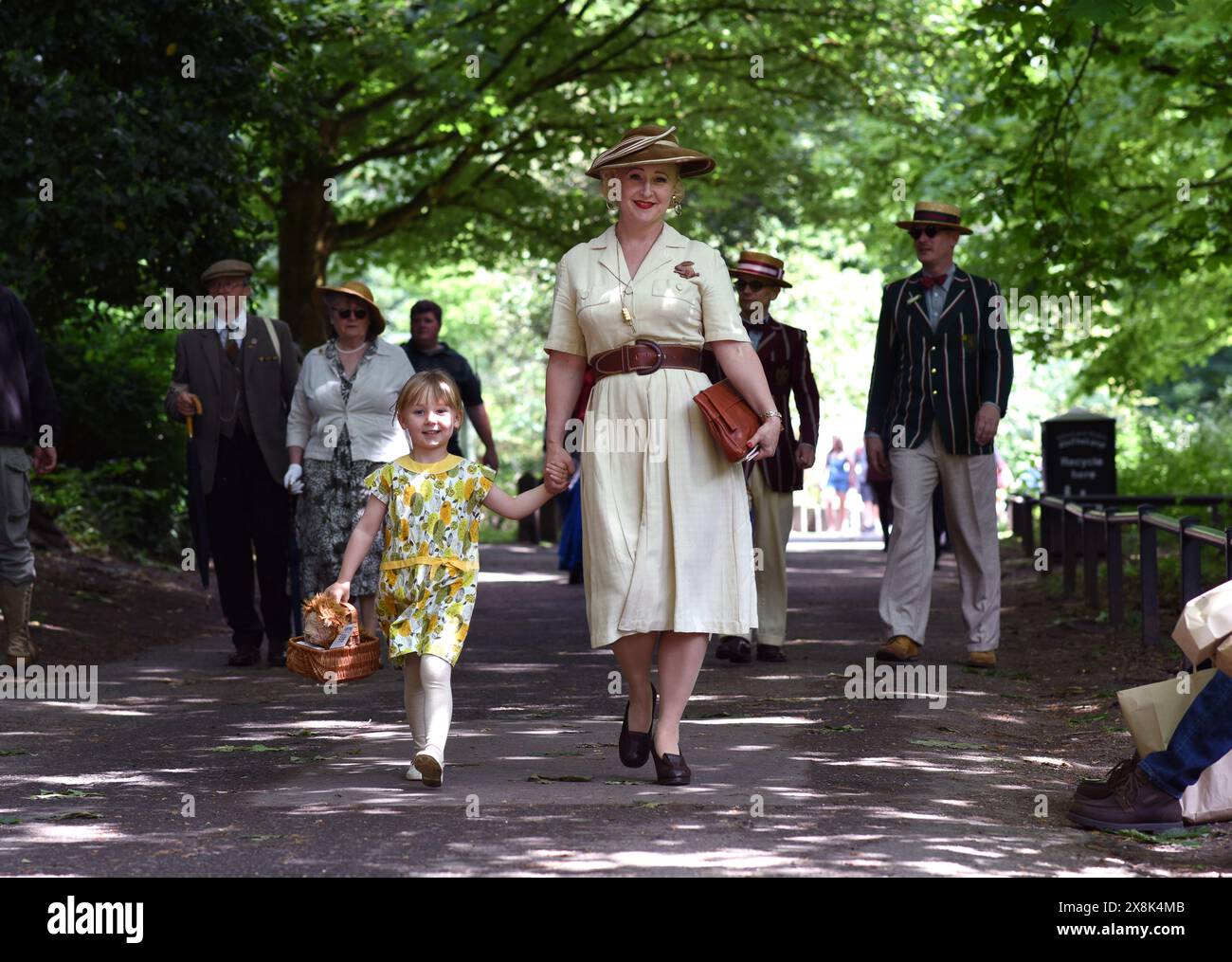 Wishful Casting: The Complete Guiding Light Edition - Daytime Confidential, image size:1300x1015