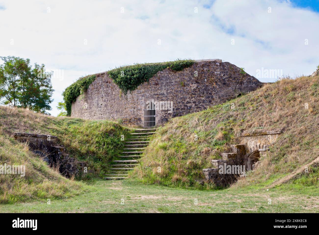 The Morlot Battery, also called Fort Morlot, is located in Laon (Aisne). It was built in 1878 by Séré de Rivières in order to establish military commu Stock Photo