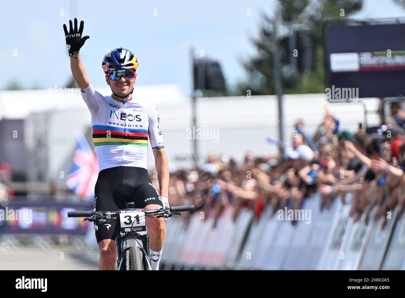 Tom Pidcock Nove Mesto 2024 Tactical Breakdown: What Made Azzaro's Win Special