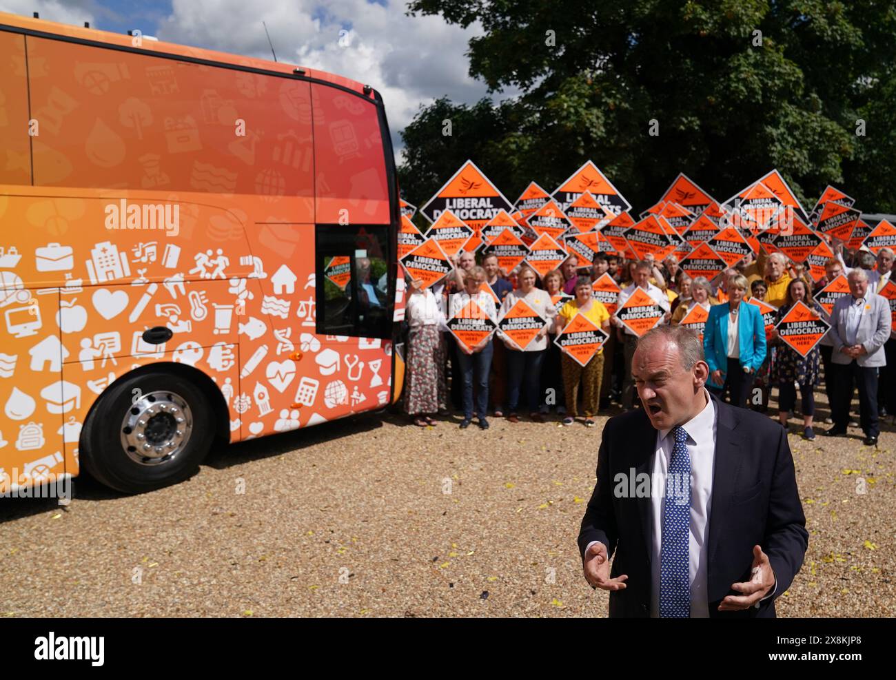 Liberal Democrat leader Sir Ed Davey launches his party's General Election campaign battlebus at Whittlesford, Cambridge. Picture date: Sunday May 26, 2024. Stock Photo