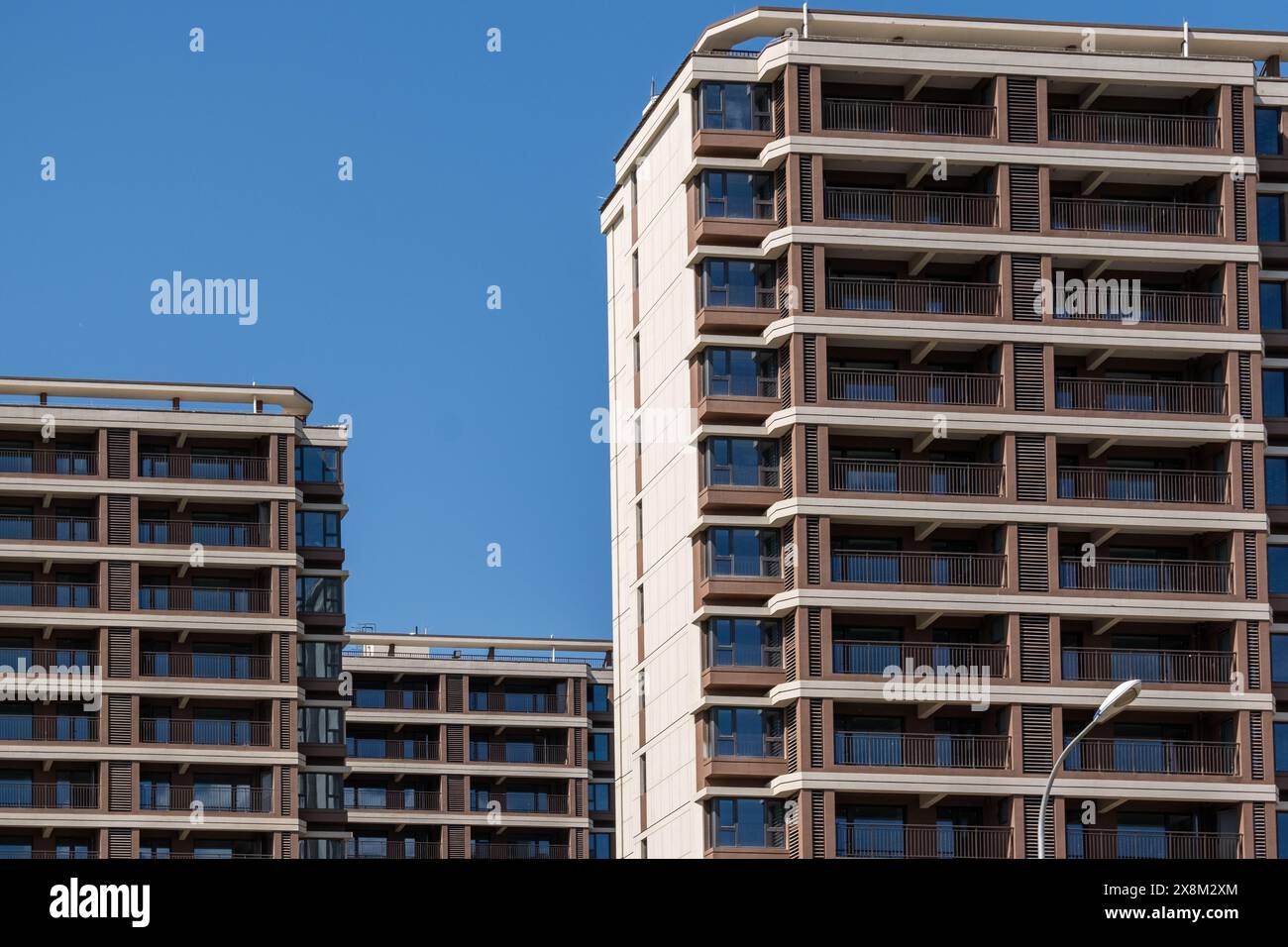 Residential exterior design hi-res stock photography and images - Alamy