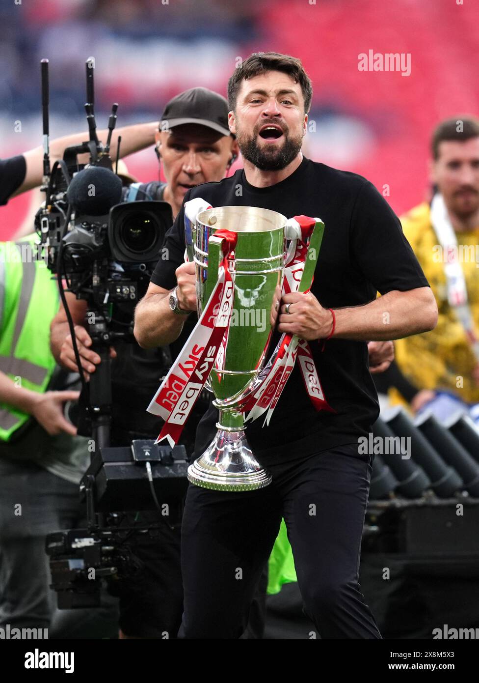 Southampton manager russell martin celebrates after winning the sky bet ...
