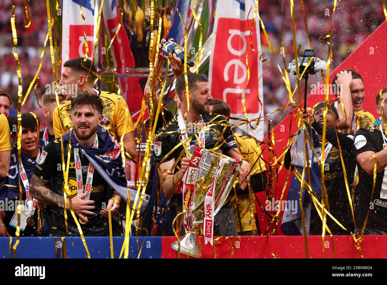 Wembley Stadium, London, UK. 26th May, 2024. EFL Championship Play Off Football Final, Leeds