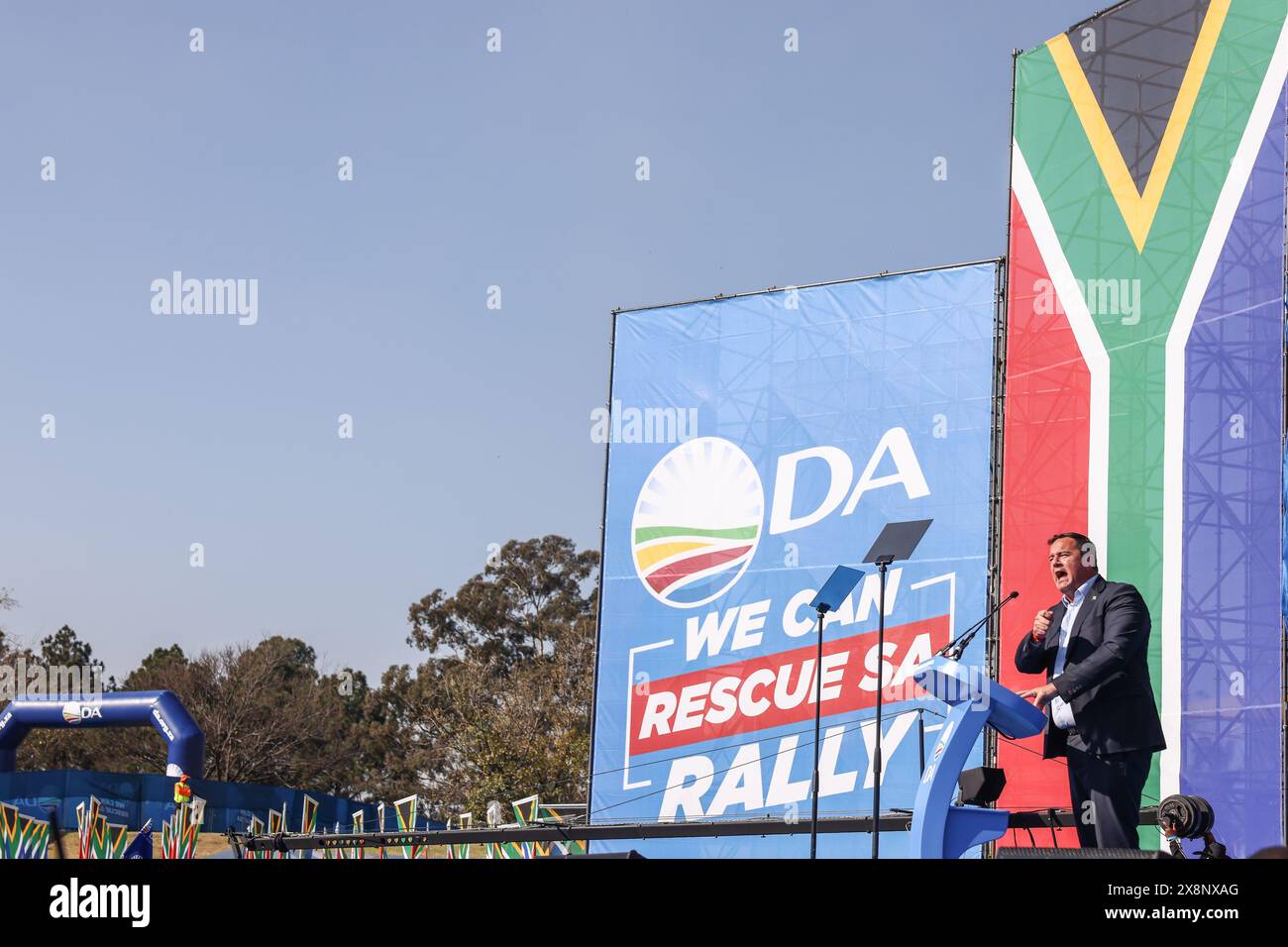 1994 election rally south africa hi-res stock photography and images ...