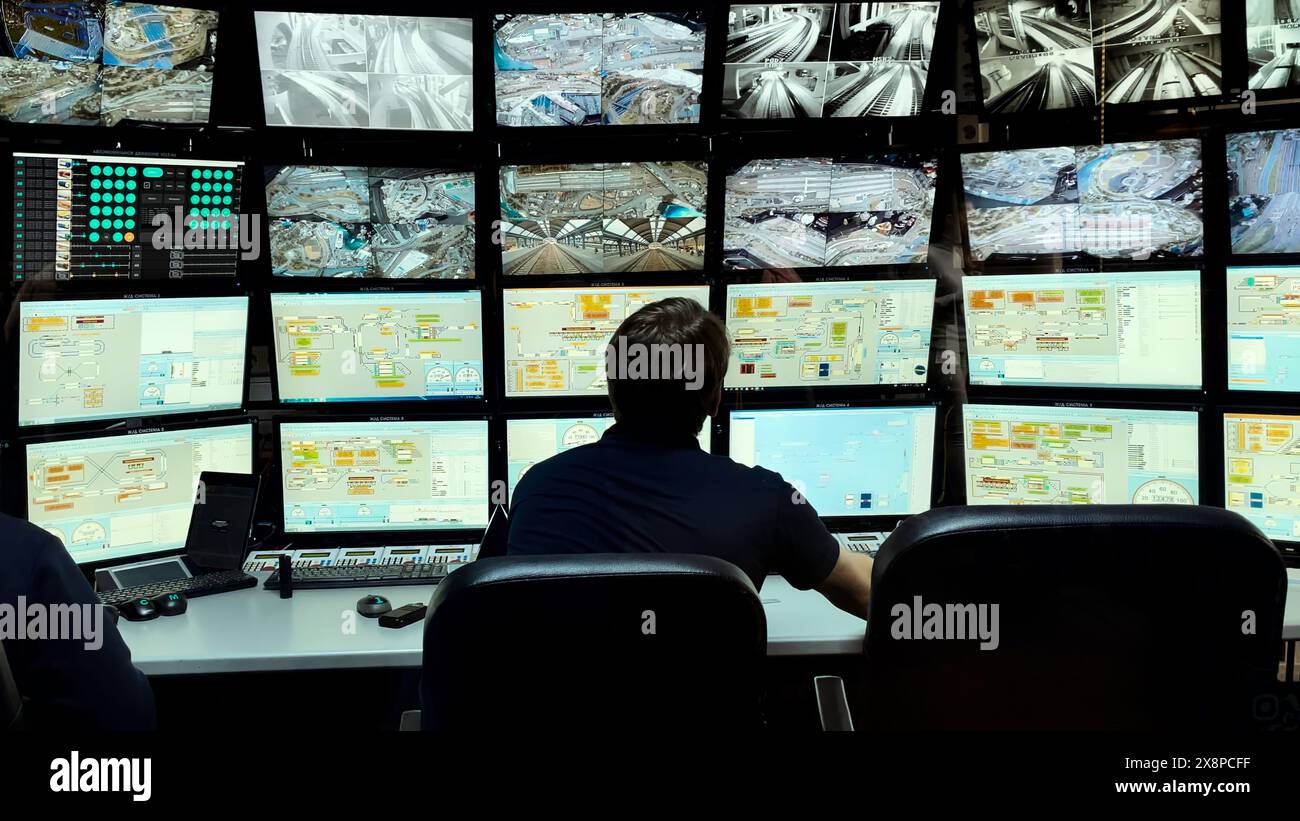 Video surveillance cameras in operation hi-res stock photography and ...