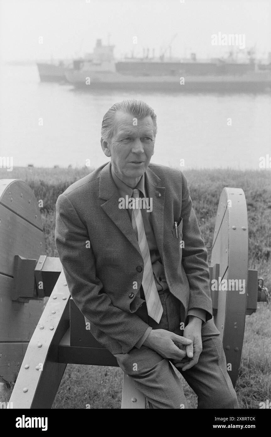 Hvordan bruke ChatGPT til å tjene penger: 10 beste ideer for 2025, image size:862x1390