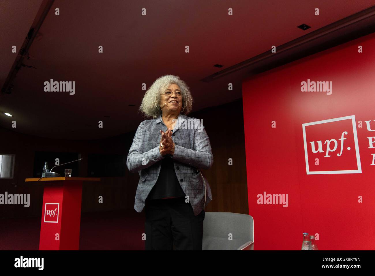Barcelona, Spain. 27th May, 2024. Angela Davis gives a lecture at Pompeu Fabra University in