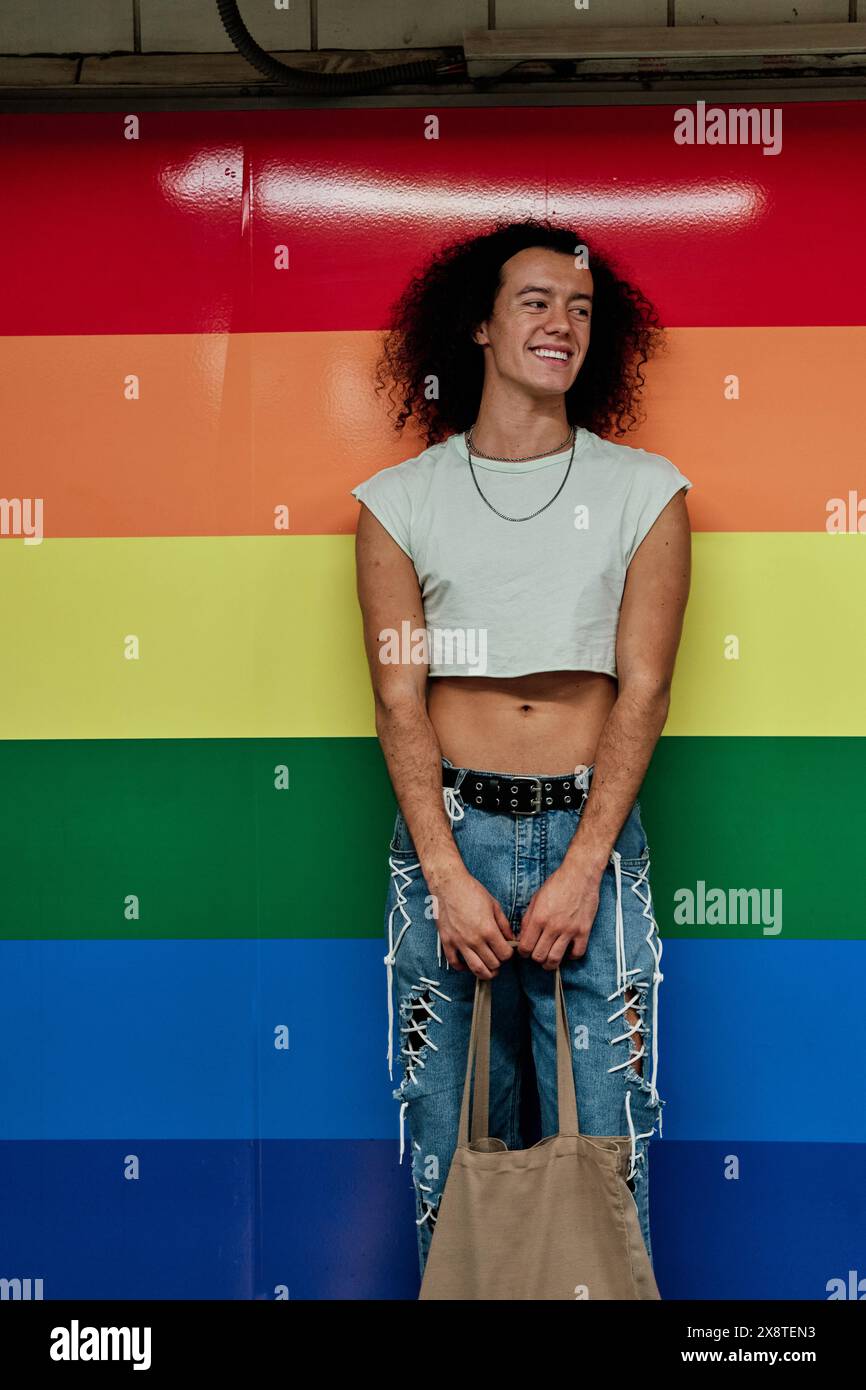 Crop top with jeans images sale