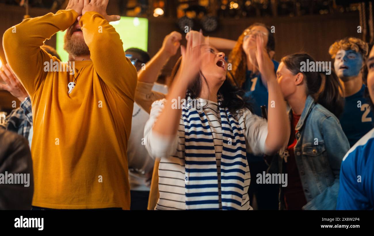 Angry fans world cup hi-res stock photography and images - Alamy